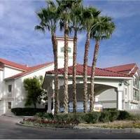 Hotel La Quinta By Wyndham Airport